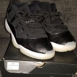 Jordan retro 11's "Barons" mens size 13